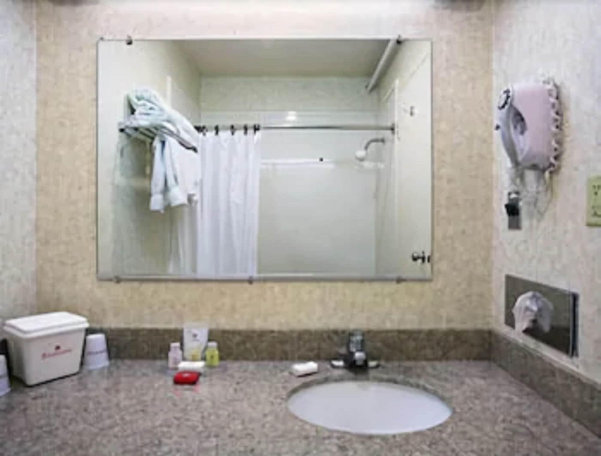 Ramada By Wyndham Sioux City Zewnętrze zdjęcie