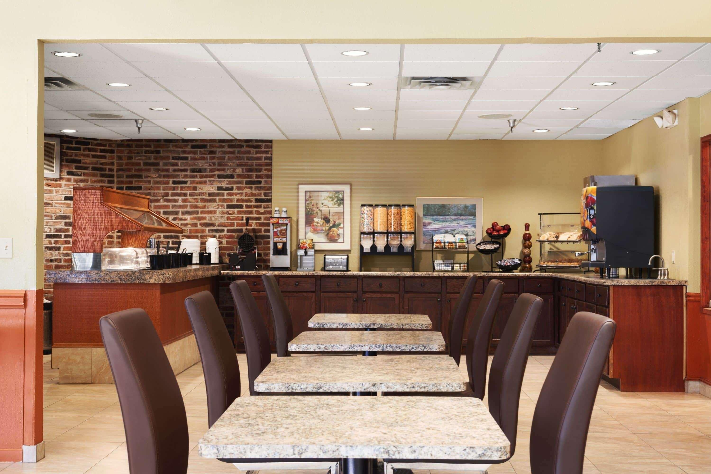 Ramada By Wyndham Sioux City Zewnętrze zdjęcie