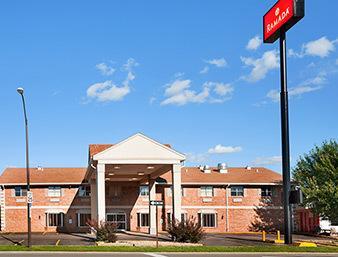 Ramada By Wyndham Sioux City Zewnętrze zdjęcie